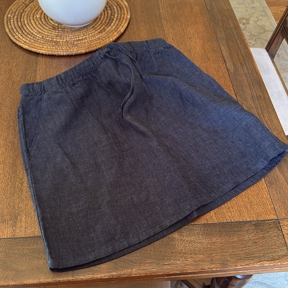 Essential Linen Pull-On Skirt in Indigo - Picture 3 of 4